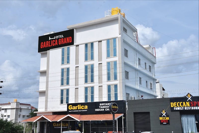 HOTEL GARLICA GRAND