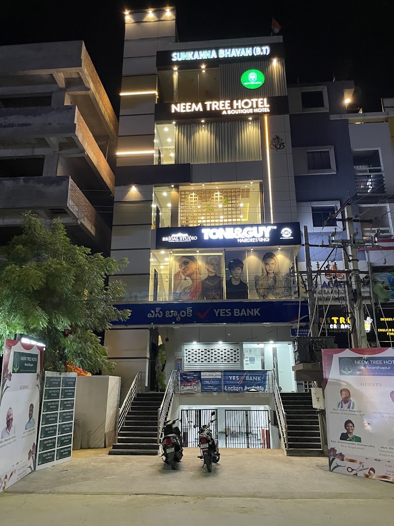 Neem Tree Hotel (A boutique stay)