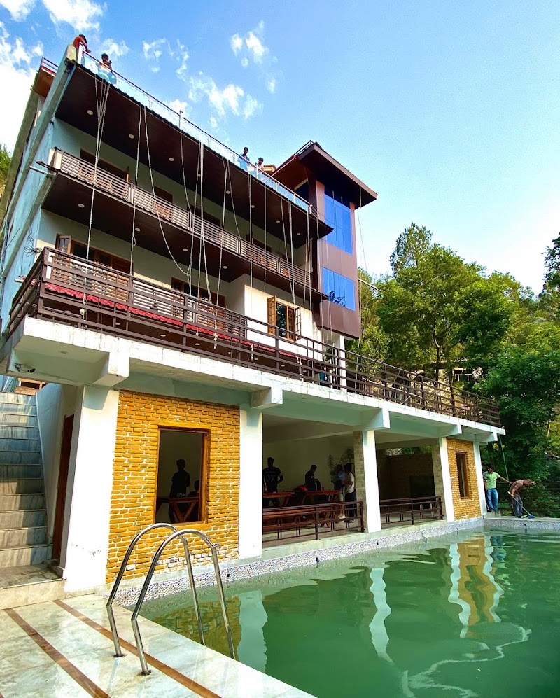 Hotel heaven hills