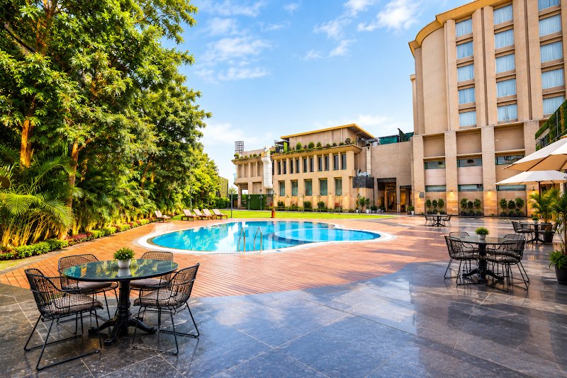 Mars Resorts